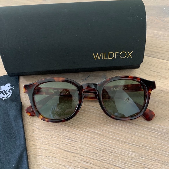 Wildfox Smartfox Sunglasses - Picture 2 of 9